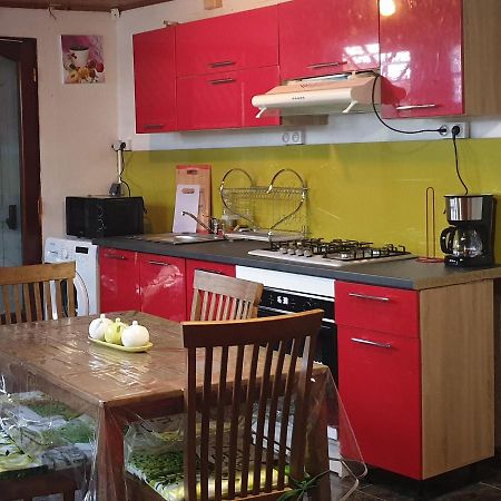 T1 Bis Chez Les Saintanoise Villa Sainte Anne Ngoại thất bức ảnh