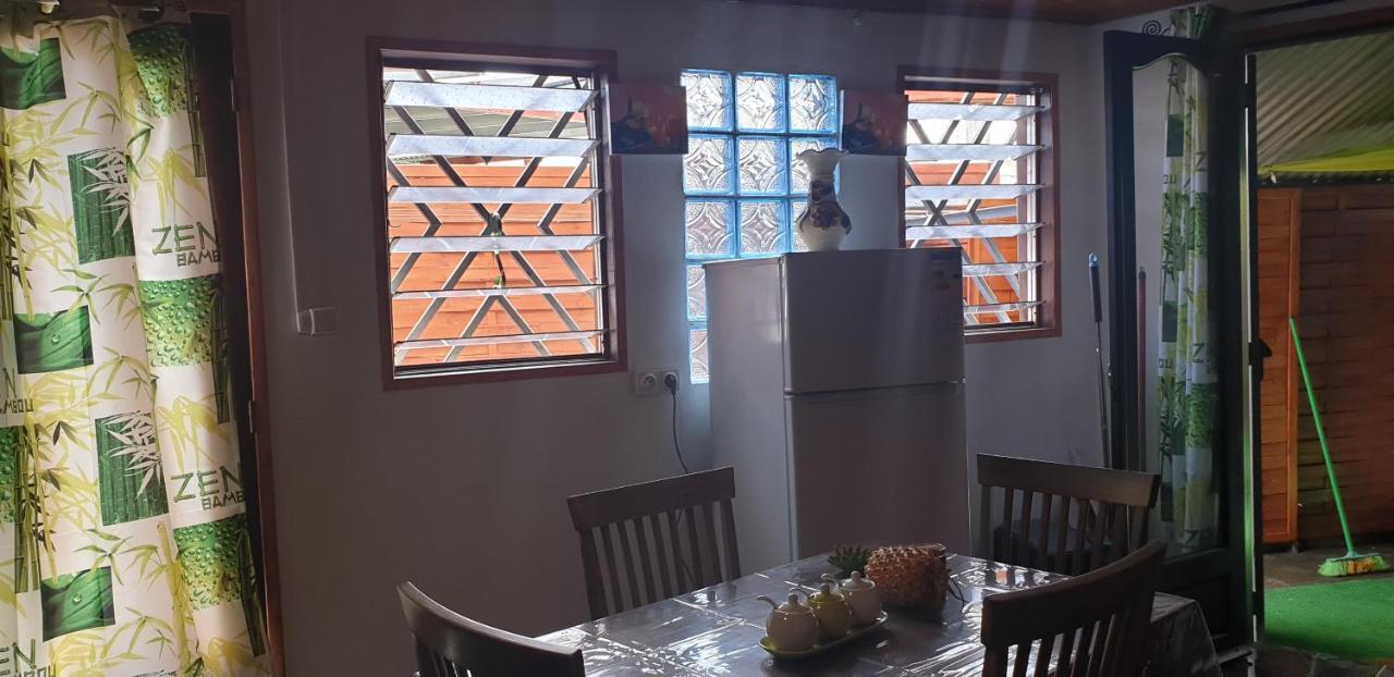 T1 Bis Chez Les Saintanoise Villa Sainte Anne Ngoại thất bức ảnh